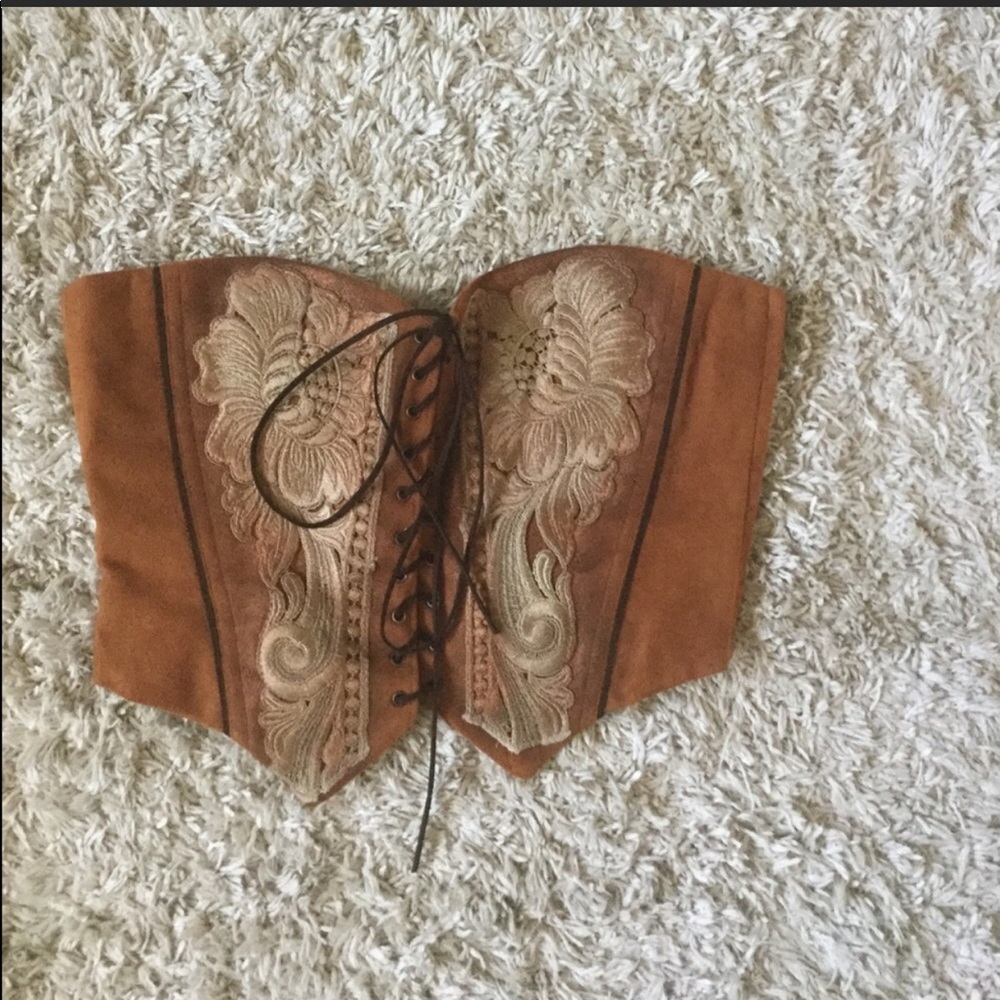 ISO bebe corset top